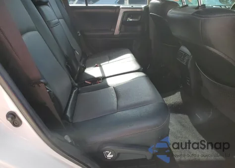 2016 Toyota 4Runner Sr5 z USA, uszkodzony, nr VIN JTEZU5JR6G5142934